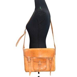 Vintage Congac Leather Messenger Crossbody Bag Adjustable Strap Buckle Closure